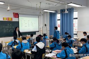 手感不佳防守亮眼！霍姆格伦9投2中得到4分 全场送出6个大帽